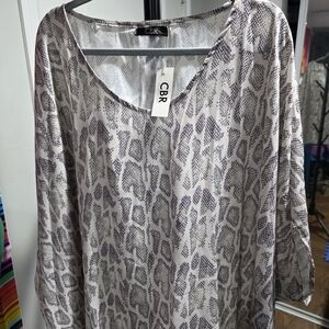 CBR Women's Snake-Print Long Sleeve Tunic in Light Taupe and Charcoal Poncho